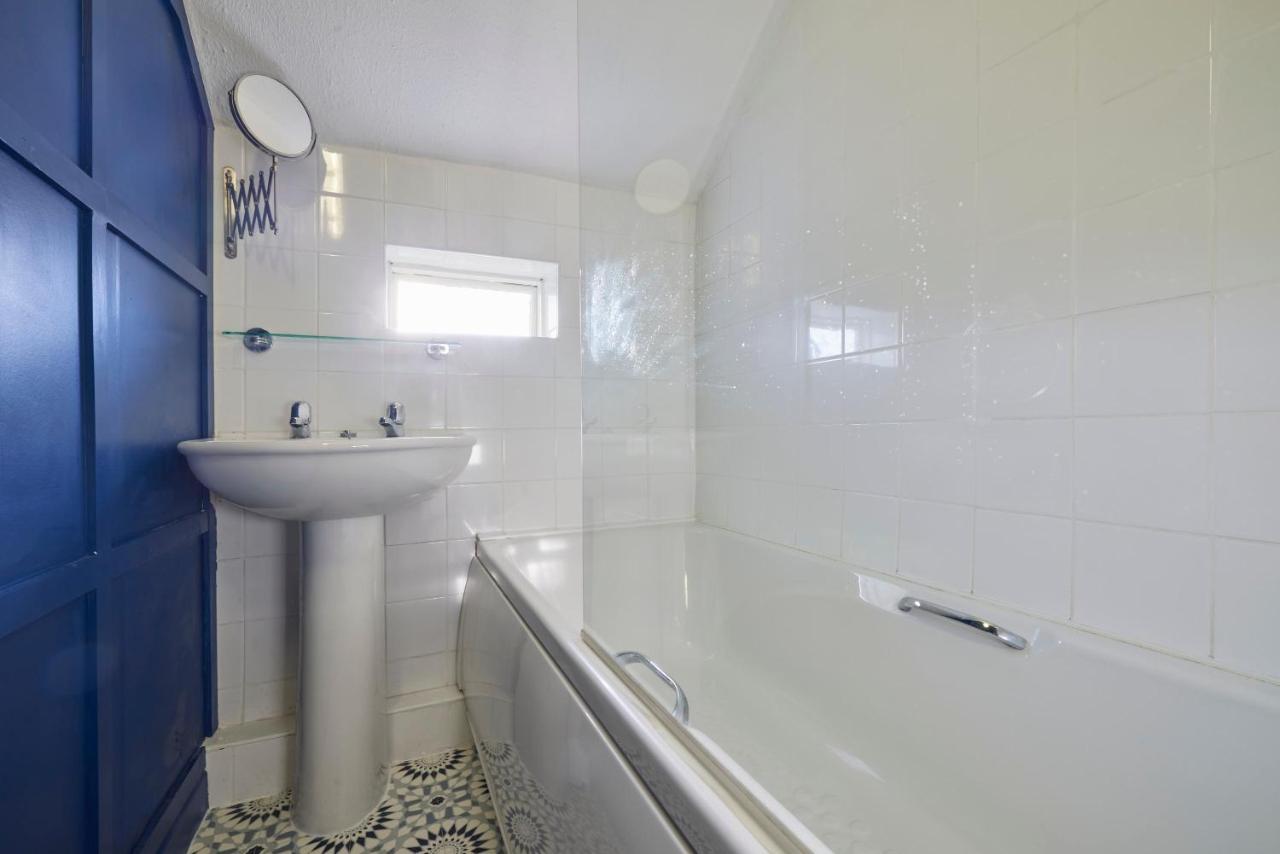 Host & Stay - Honey Cottage Hinderwell Extérieur photo