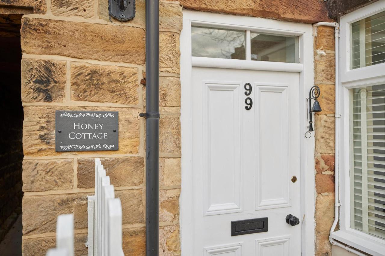 Host & Stay - Honey Cottage Hinderwell Extérieur photo